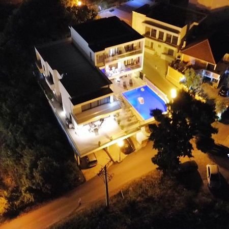 Arte Apartments Ulcinj Bagian luar foto